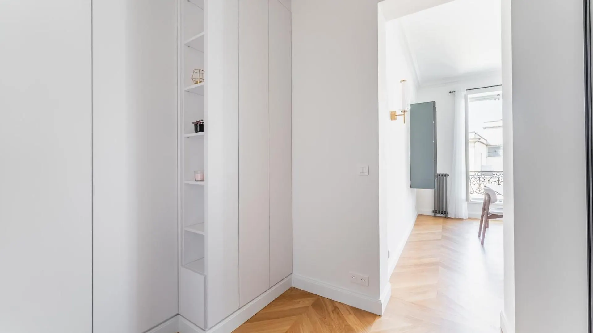 Lägenhet Luxury Living Alma Paris
